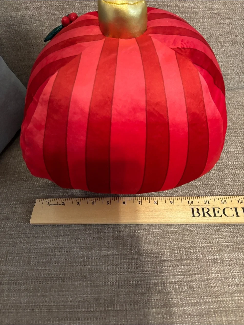Linzy soft red